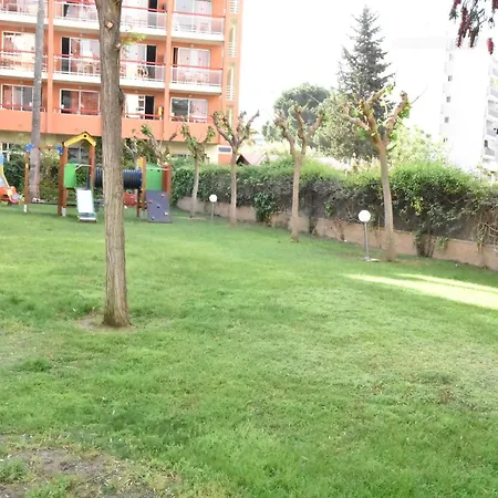 Apartamento Ventura Park Familys B 5 *